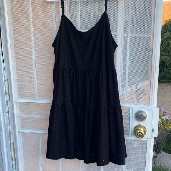 SHEIN Black Eyelet Tiered Mini Slip Dress - Picture 3 of 4